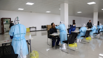 復工復產顯擔當 中央指導組調研咸寧奧瑞金，衛生用品銷售助力防控